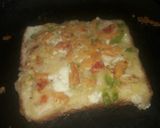 A picture of step 3 of Rava chesse toast.