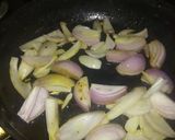 Foto del paso 5 de la receta: Pescado encebollado a lo Carmelita