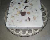 A picture of step 6 of Frozen Cookies and Cream.