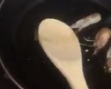 Foto del paso 4 de la receta Salteado de alcachofas con gambas y jamón