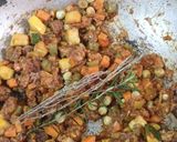 Foto del paso 4 de la receta: Arroz meloso de cerdo con vino tinto