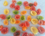 A picture of step 1 of Pasta shells with roasted rainbow tomatoes.