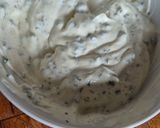 Une image de l'étape 2 de Pommes de terre au four sauce ciboulette.