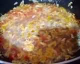A picture of step 5 of Spicy hot and sour chicken soup.