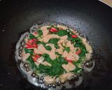 Foto langkah ke 3 dari resep Omelet Bayam Sosis.