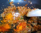 A picture of step 6 of Palak paneer.