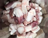 Hình bước làm 1 của món Thịt kho củ cải