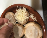 Foto del paso 4 de la receta: Champiñones rellenos en su salsa