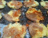 A picture of step 2 of Crispy Smashed potatoes.