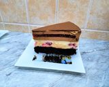 Málnás csokoládés mousse torta recept fázis 5 fotója