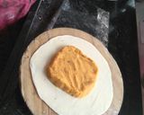 A picture of step 3 of Stuffed Paratha.