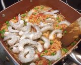 A picture of step 4 of Prawn, tomato and feta orzo.