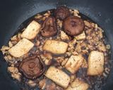 Foto langkah ke 3 dari resep Tofu-mushroom stir fry.