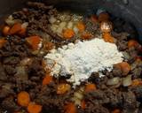 Ho Fun Noodles with Beef and Vegetables