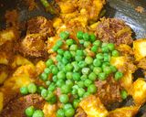 A picture of step 5 of Aloo wadi Sabzi.