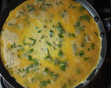 Foto del paso 3 de la receta: Omelette a las finas hierbas