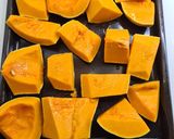 Foto del paso 1 de la receta Crema de calabaza asada con leche de coco