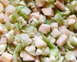 ঝিঙে আলু পোস্ত (Jhinge Alu Posto Recipe in Bengali) রেসিপি ধাপ - 1 ছবি