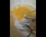 A picture of step 6 of Almond honey cake.