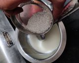 A picture of step 1 of Sago kheer.