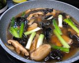 Foto langkah ke 4 dari resep Ala Resto: Brokoli Jamur saus tiram dijamin enak untuk Imlek.