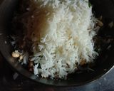 কোকোনাট ফ্রাইড রাইস (coconut fried rice recipe in Bengali) রেসিপি ধাপ - 6 ছবি