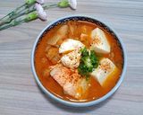 Hình bước làm 4 của món Canh kim chi cá hồi