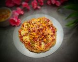A picture of step 7 of Potato crust pizza.
