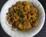 A picture of step 5 of Besan Bhaji.