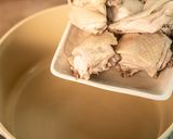 【老菜脯蘆筍鳳梨雞湯】春分節氣燉湯，高纖香甜抗氧化的食譜步驟2照片