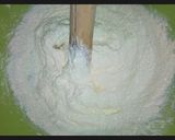A picture of step 1 of Vanilla cupcakes 1.