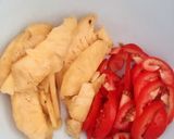 Hình bước làm 3 của món Cá ngừ kho cà chua, thơm