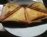 A picture of step 4 of Toast bread with eggs coriander.