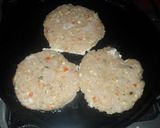 Foto del paso 4 de la receta: Hamburguesa de pollo con pan casero