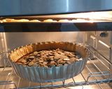 Foto langkah ke 4 dari resep Choco almond Pie.