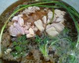 รูปขั้นตอนการทำที่ 2 ของ ข้าวต้มไก่กระเทียมผัดพริก