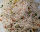 A picture of step 14 of Egg fried rice.