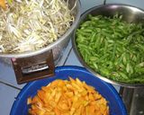 Foto langkah ke 1 dari resep Sayur 3 serangkai ala rumahan (toge,kacangpanjang,dan wortel).