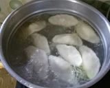 Foto langkah ke 6 dari resep Pempek Dos Lembut.