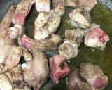 Foto del paso 1 de la receta: 141. Conejo al ajillo con patatas (principal carne)