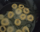 மொறு மொறு ரிங் முறுக்கு(ring murukku recipe in tamil) ரெசிபி ஸ்டேப் 10 புகைப்படம்