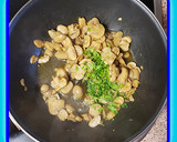 Foto del paso 1 de la receta: Espaguetis al Ajillo con Champiñones