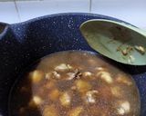 Foto langkah ke 4 dari resep Ayam Jamur Kecap (Topping Mie Ayam).