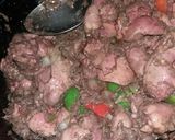 صورة لخطوة 2 من وصفة كبده الدجاج مع القلوب 😋