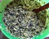 Foto del paso 4 de la receta: Budín de zapallitos y acelga