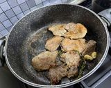 Foto del passaggio 1 della ricetta Fettine di entrecôte con patate