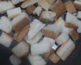 Foto langkah ke 1 dari resep Caramel Bread Popcorn (pinggiran roti tawar).