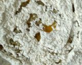 रंग बिरंगी गुजिया (rang birangi gujiya recipe in Hindi) रेसिपी चरण 1 फोटो