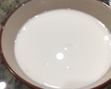 A picture of step 2 of 碗粿rice cake in the bowl.