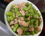 Hình bước làm 4 của món Cơm chiên dương châu